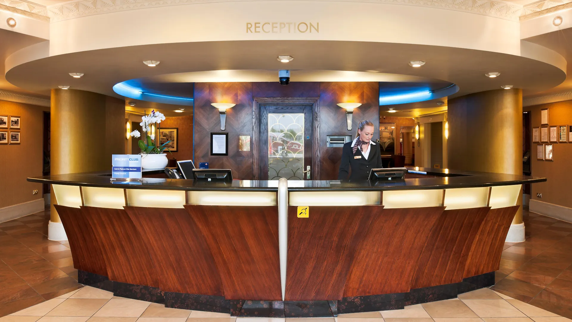 Crowne Plaza Liverpool - John Lennon Airport By Ihg