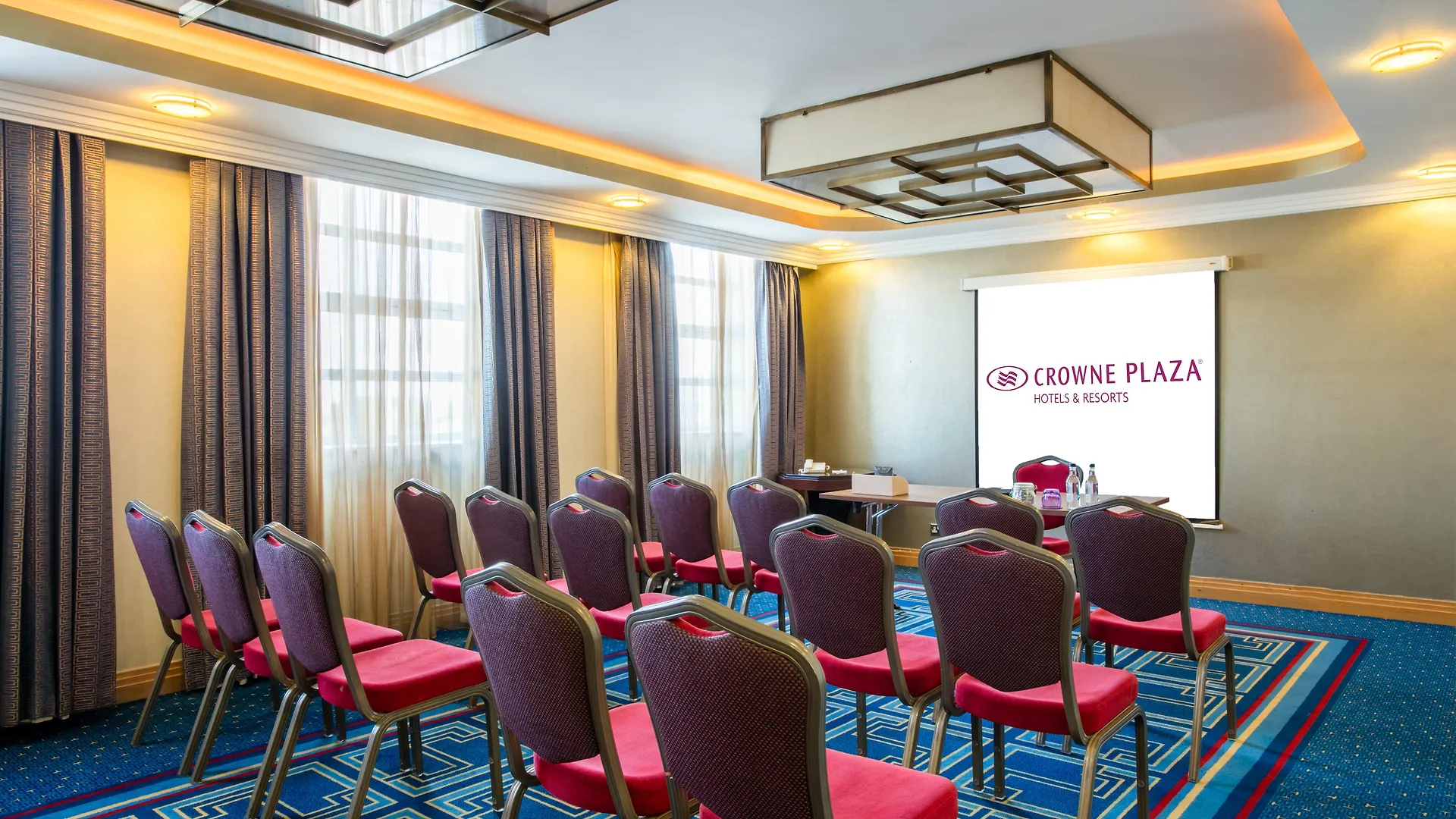 Hotel Crowne Plaza Liverpool - John Lennon Airport By Ihg